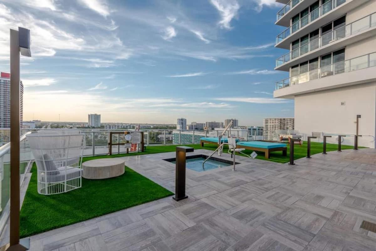 Lyfe On The Beach 25Th Floor 1 Bed Unit With Oceanview Hollywood Luaran gambar